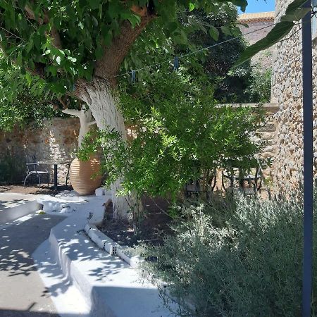 Villa Avli Kardhamili Exteriör bild