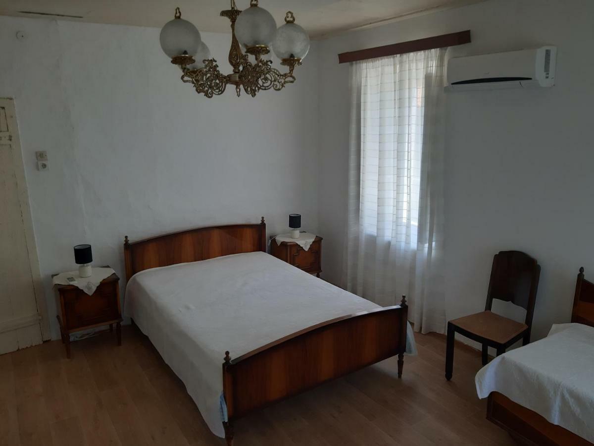 Villa Avli Kardhamili Exteriör bild